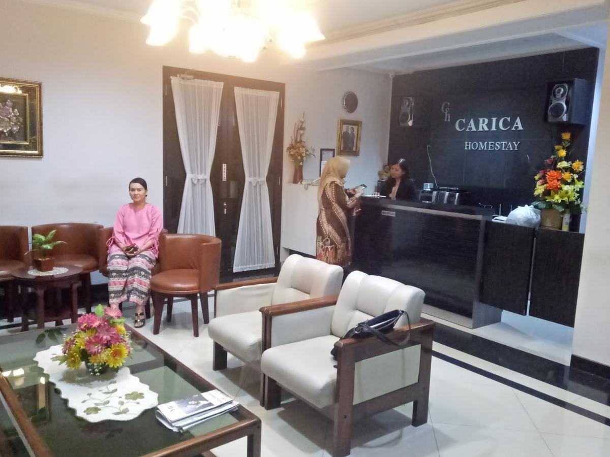 Carica Homestay Сурабая Екстер'єр фото
